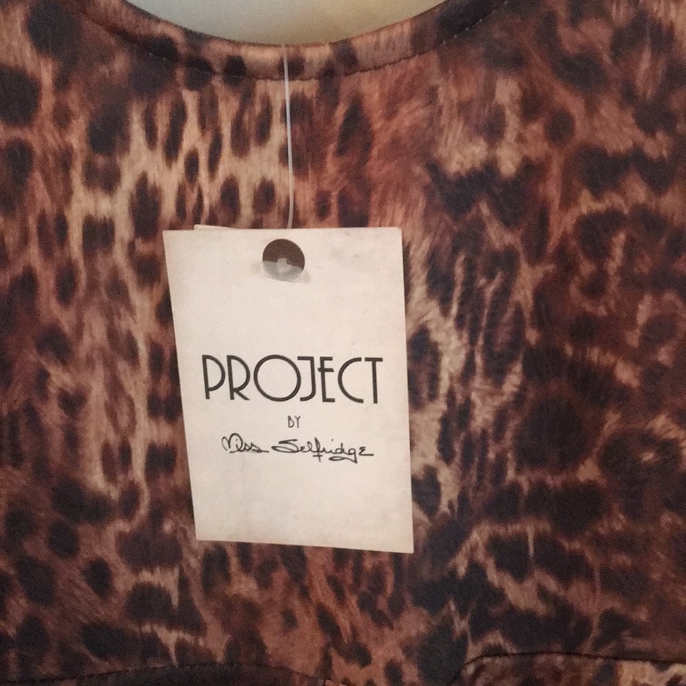 Lovely Miss Selfridge animal print dress, size 10. - Picture 3 of 7